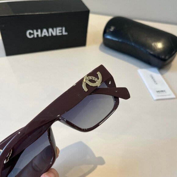CHANEL Women\'s Red Sunglasses main image 5